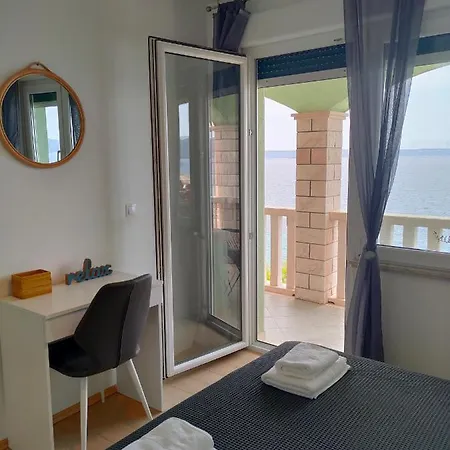 Blueness Appartement Prigradica